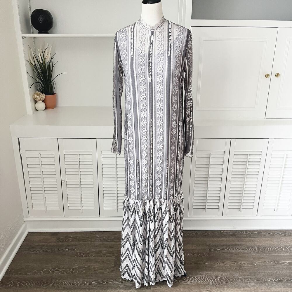 Vintage Rina diMontella Gray Floral Lace Silver Sequin Ruffle Hem Gown Dress M